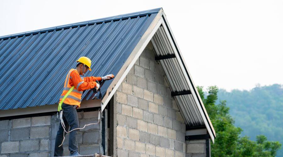 Expert top industrial roofings services in New Lothrop, MI